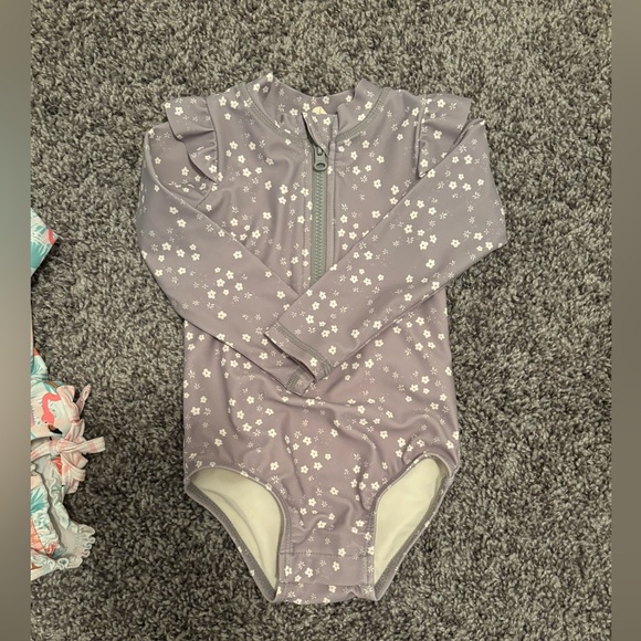 Baby girl 3-6 month swimsuits - Picture 5 of 5